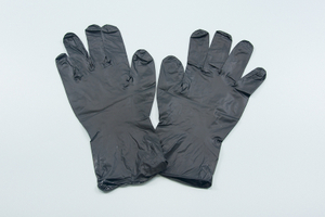 Одноразовые черные нитриловые перчатки