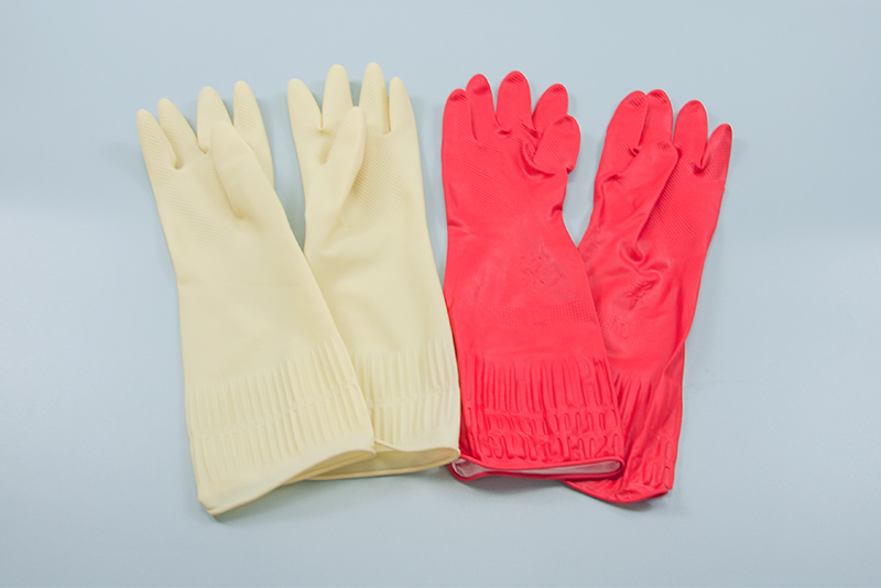 Чистящие перчатки с длинными рукавами